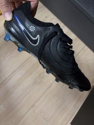 Nike 足球鞋