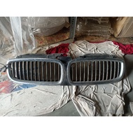 Bmw 7-series grill 2008