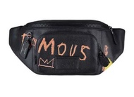 (二手）COACH X Jean-Michel Basquiat 聯名款壓印LOGO塗鴉設計牛皮拉鍊胸腰包(黑)