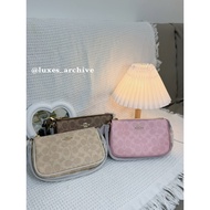 COACH Baguette Bag！！