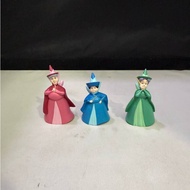 Enesco : Disney Showcase Sleeping Beauty - Flora (Pink), Merryweather (Blue) & Fauna (Green)