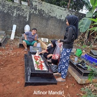 kijing makam keramik dewasa