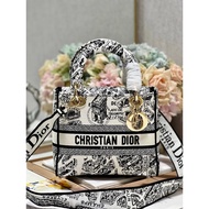 Dior White Paris Five Grid Embroidery Dior Embroidery Dior Bag Messenger Bag 6G2J