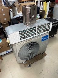 美的一匹分體冷氣機