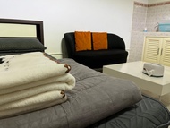 Rumah m² dengan 1 bilik tidur dan 1 bilik mandi peribadi di Pakkred (Impact Arena C5 by Jintana (67