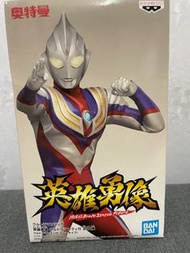 超人 Ultraman 英雄勇像 tiga