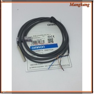 Great Value E2E-C04SR8-WC-B1-1 Holding Distance 0.8 Metal Handle 4mm Head 3 Wires PNP NO 12V-24VDC S