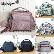 กระเป๋าถือ กระเป๋าสะพายข้าง ขนาดกลาง KIPLING Square Handbag &amp; Shoulder bag  วัสดุ Polyester 100%