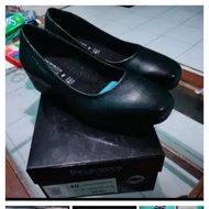 sepatu bocorocco hitam pillow concept exclusive for bhayangkari