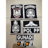 atribut satpol pp timbul