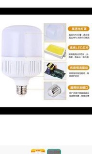 全新Led 防水燈泡 18W （現貨每件 黃光 E27螺頭）