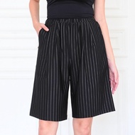 Aria pants C1703 - Sonia / Women's shorts 3/s4 high waist premium / Women's shorts with elastic wais