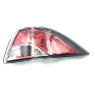 แท้ศูนย์ ไฟท้าย (นอก) มาสด้า Mazda 2 4 ประตู