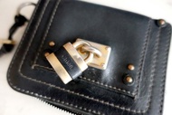 法國中古CHLOE黑色真皮大鎖頭銀包拉鍊錢包 高級二手古著珠寶首飾