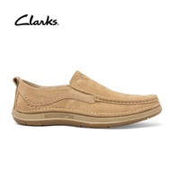 Clarks รองเท้าสวมแบบสวมสำหรับผู้ชายรองเท้าโลฟเฟอร์หนังนิ่มสีน้ำตาลอ่อนแบบรองเท้าที่ใส่เดินได้อย่างสบ