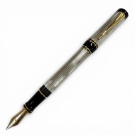 品相極佳 ▼ 派克（PARKER）百年紀念版鋼筆，18K金筆尖（F尖），銀色、金色、黑色，男士款