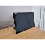Microsoft Surface 3 x7-Z8700 Atom Quad 4GB Ram 64GB SSD Ultraportable Tablet