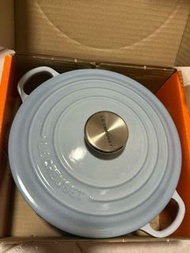 全新Le Creuset 20cm 圓形琺瑯鑄鐵鍋Coastal Blue