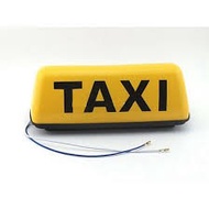 The TAXI HAS THE NAM CHAM AND THE LIGHTS