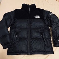 north face 北臉 北面 TNF 絨毛 羽絨外套 外套 羽絨 機能 機能背心 戶外 登山 全黑 嘻哈 經典 刺繡