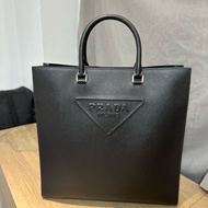Prada 全新閒置男用Saffiano皮革公事包