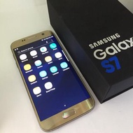 Samsung S7 smartphone