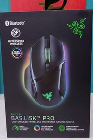 Razer 雷蛇 Basilisk V3 pro 巴塞利斯蛇 無線電競滑鼠 正品未拆封