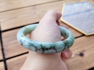 【親翠】天然翡翠 冰綠美紋花色騰衝老料三彩手鐲55圈口