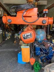 2.8噸鏈條式天車+ 附天車台車 日本中古天車翻新 實際規格價格電洽:(07)5519171 / 0919186184