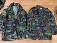 sale rẻ bất ngờ 2 áo đặc nhiệm Hàn Quốc dây kéo đồng bị lỗi cực rẻ 95k/ tặng kèm nón rằn ri như hình