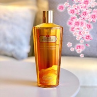 SỮA TẮM NƯỚC HOA VICTORIA SECRET AMBER ROMANCE 250ML