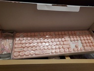 My Melody 粉紅色無線鍵盤滑鼠套裝