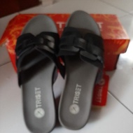 preloved tapi baru sendal wanita  ori TRISET