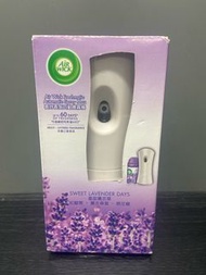 全新包裝，香薰自動噴霧機 包含香薰薰衣草