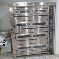 Brand new 4 deck 12 trays capacity commercial baking oven