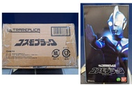 Ultra Replica 超人高斯變身器(附運輸盒)