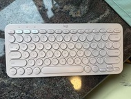 Logitech 粉紅色無線鍵盤