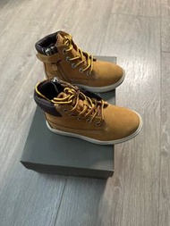 全新商品 🇳🇱荷蘭timberland 童鞋 US 6.5 /UK 6 靴子