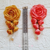 Bros Hijab bahu mawar juntai kuncup panjang bros 13cm diameter bunga 6cm