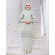 Kurung Inessa Hijabistahub color green tea size L + free shawl hijabista