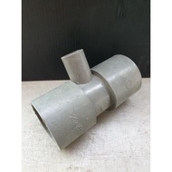 Verlop reducer T tee 2 x 1⁄2 F88