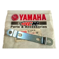 4US-H454E-00 BRACKET FRONT NUMBER PLATE BRACKET DPN FIZ R FIZ-R VEGAR OLD ORIGINAL YAMAHA YGP GENUIN