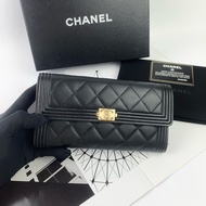 ◻️ Chanel boy 黑金長夾