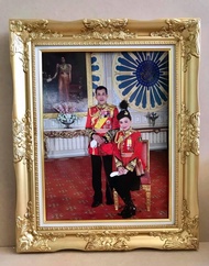 กรอบหลุยส์ทอง ร.10 กับ ราชินี ขนาดกรอบรวมรูป 21x26 นิ้ว ภาพเคลือบฟิล์มลามิเนตอย่างดี ขนาดรูป 15x20 น