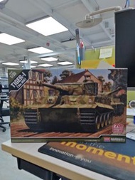 Academy 1/35 虎式I型坦克模型