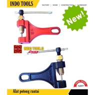 Universal motorcycle chain cutter chain cutter