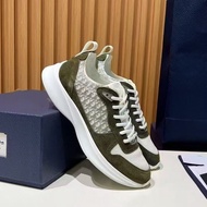 B25CD Letter Embroidered Casual Sneakers