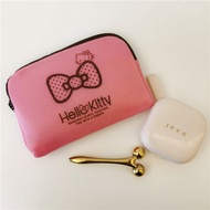 Stay Organized with Style: Hello Kitty Woman Cosmetic Bag for All Your Traveling and Beauty Needs