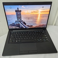 i7-8650U 13.3" Dell Latitude 7390 16g ram 256g SSD