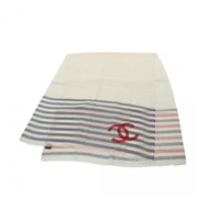 【日本直送】 CHANEL CHANEL 雙C標誌 披肩圍巾 披肩 模態的 羊絨 絲綢 米白色 紅色 藍色